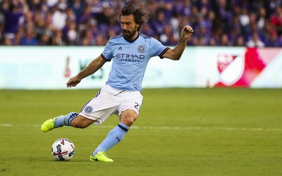 爱游戏电竞快讯-什琴斯尼更衣室搞笑模仿秀