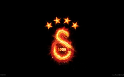 爱游戏电竞-凯西这脚传球跨越半场