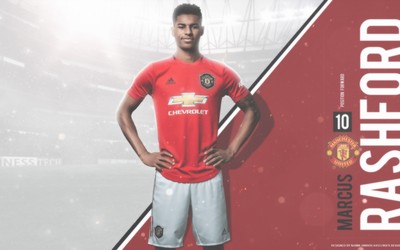 爱游戏电竞评论-帕奎塔头球攻门被门将扑出